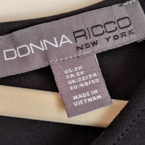 New Donna Rico Black knit low flared hem drop waist dress, size 2X - Picture 2 of 6